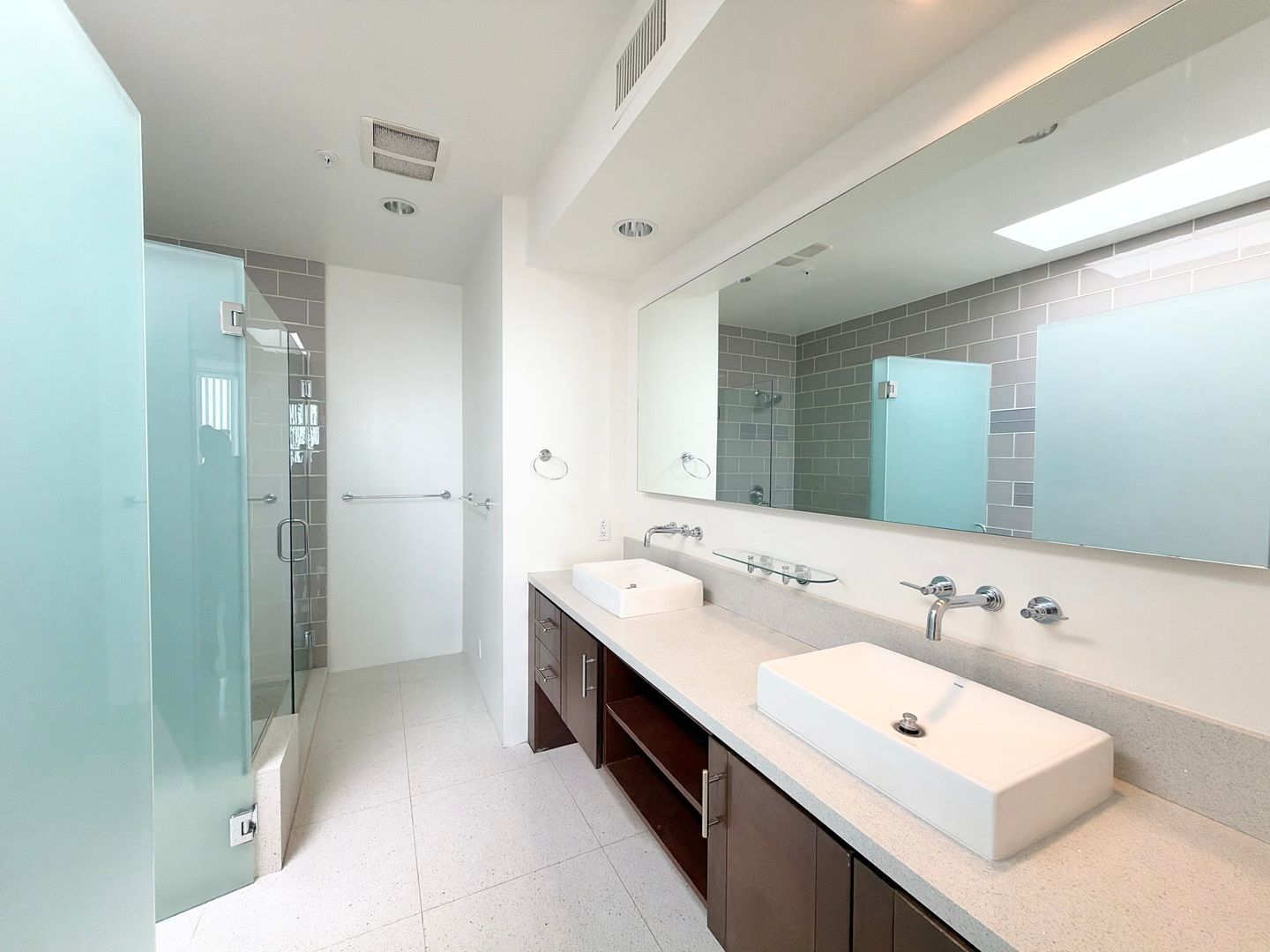 803 N Palm Canyon Dr.  - Unit 08 - Palm Springs - California - 2 bed, 2 bath rental property