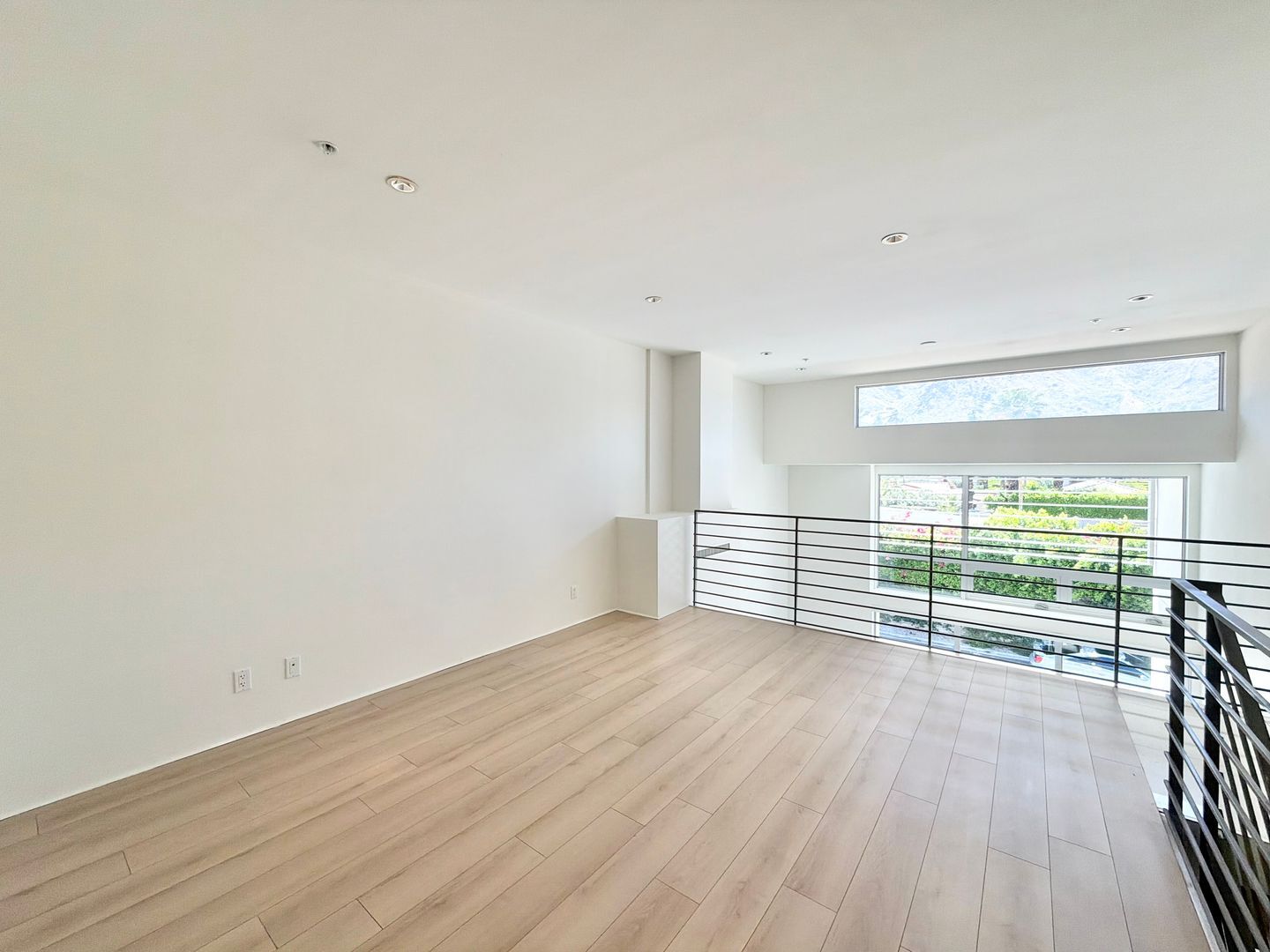 803 N Palm Canyon Dr.  - Unit 08 - Palm Springs - California - 2 bed, 2 bath rental property