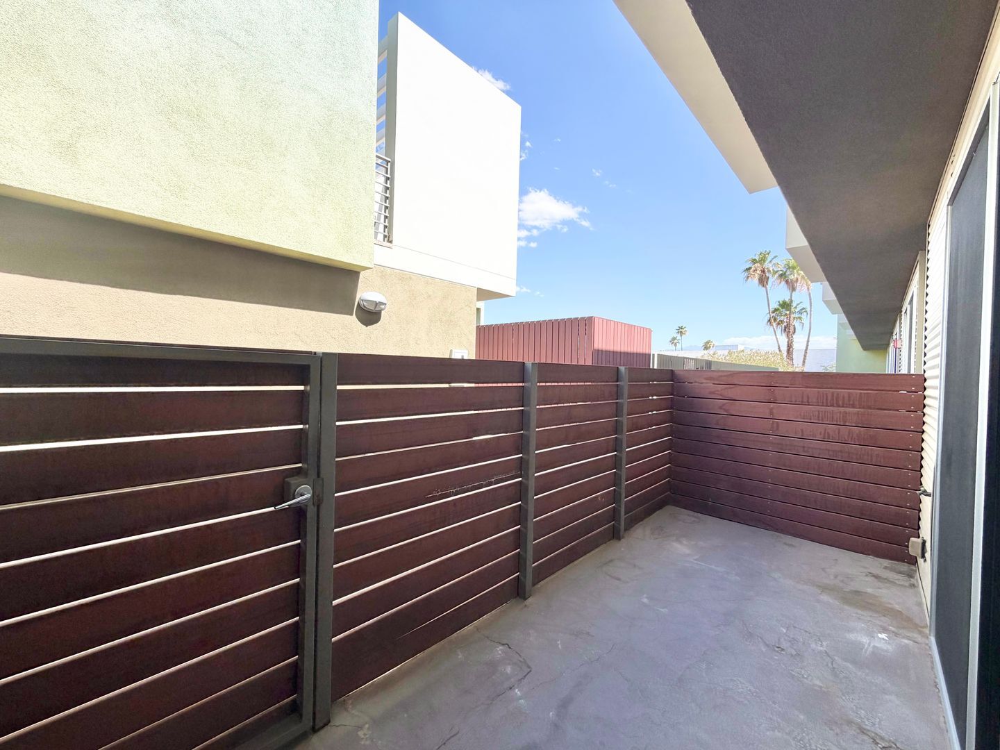 803 N Palm Canyon Dr.  - Unit 08 - Palm Springs - California - 2 bed, 2 bath rental property