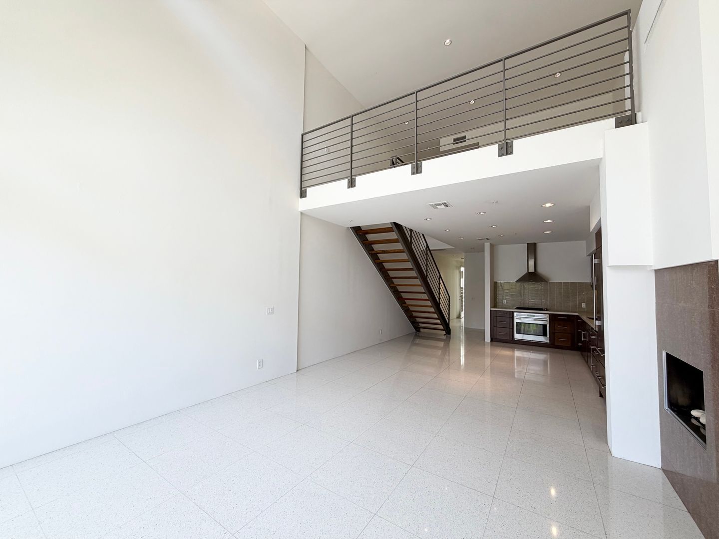 803 N Palm Canyon Dr.  - Unit 08 - Palm Springs - California - 2 bed, 2 bath rental property