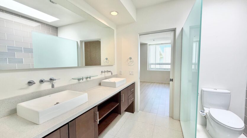 803 N Palm Canyon Dr.  - Unit 08 - Palm Springs - California - 2 bed, 2 bath rental property