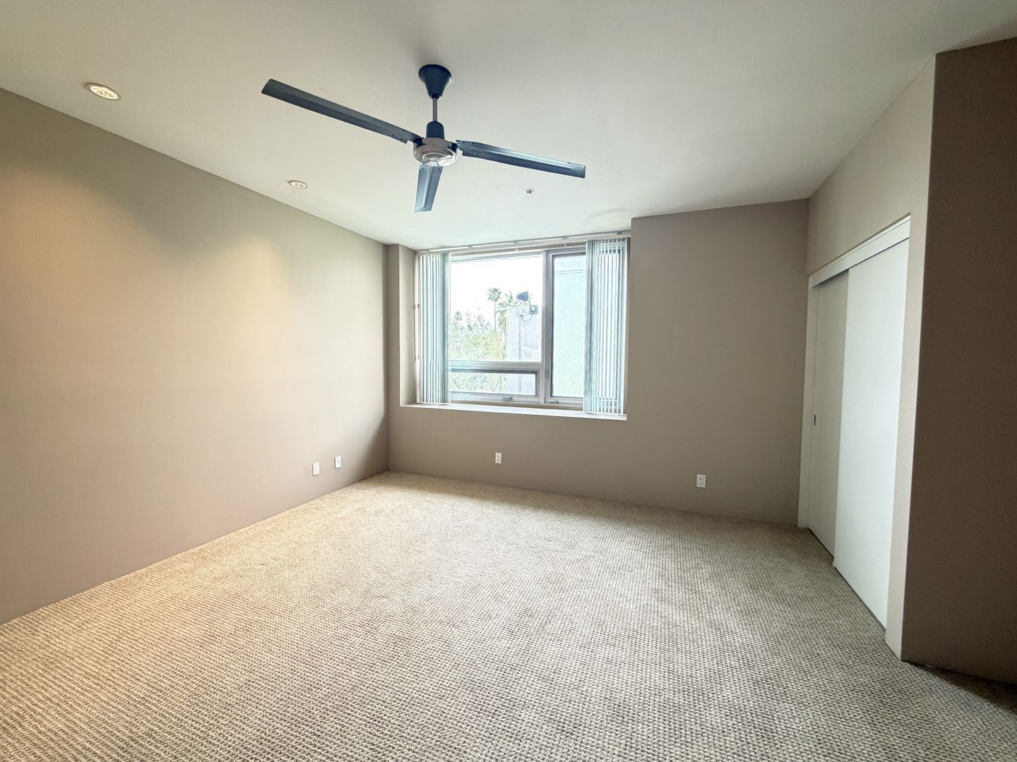 803 N Palm Canyon Dr.  - Unit 08 - Palm Springs - California - 2 bed, 2 bath rental property