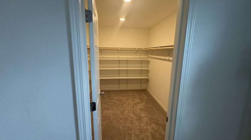 8213 Ocho Way - Elk Grove - California - 3 bed, 2.5 bath rental property