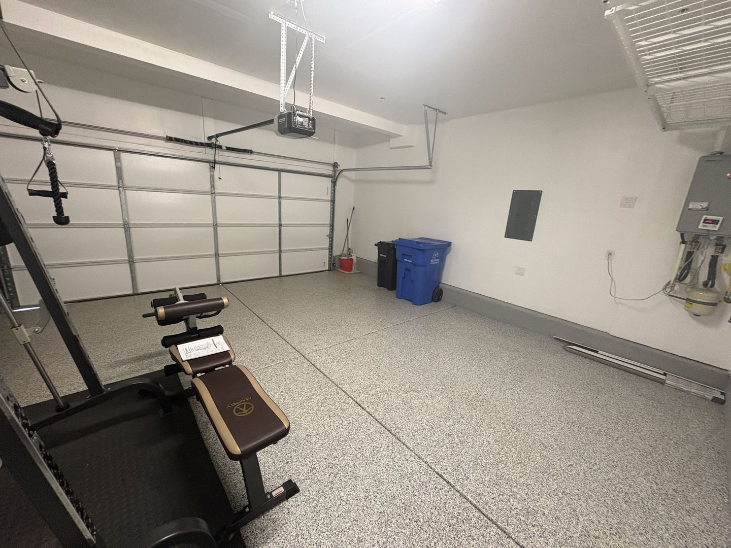 8213 Ocho Way - Elk Grove - California - 3 bed, 2.5 bath rental property