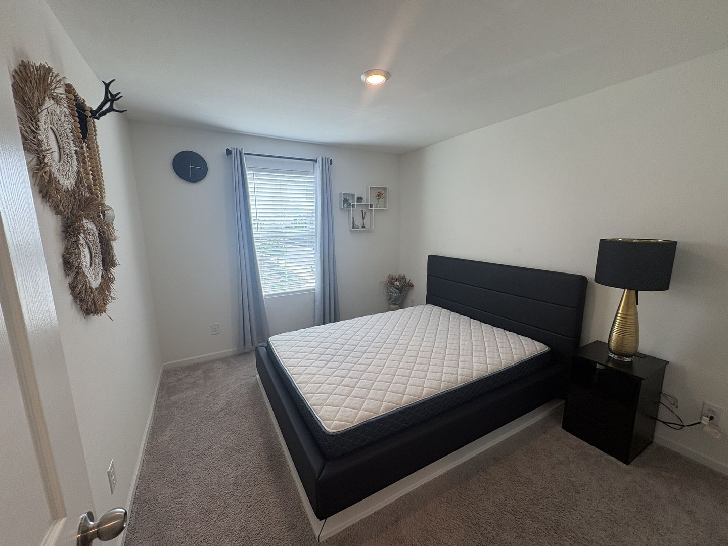 8213 Ocho Way - Elk Grove - California - 3 bed, 2.5 bath rental property