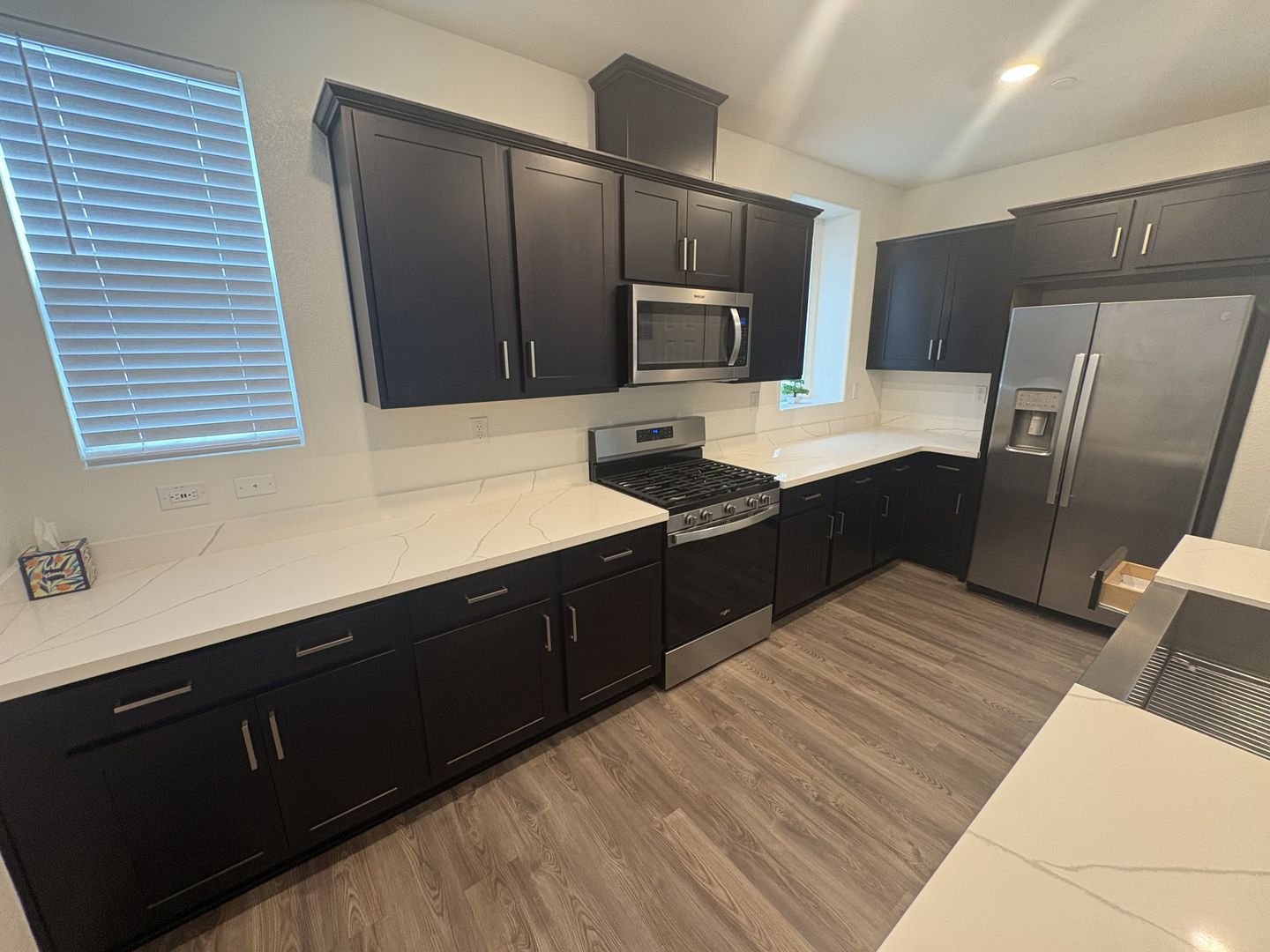 8213 Ocho Way - Elk Grove - California - 3 bed, 2.5 bath rental property