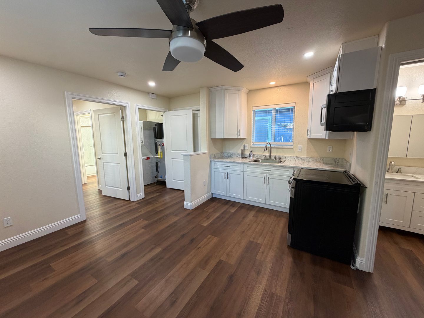 8231 Hardester Dr - Sacramento - California - 2 bed, 2 bath rental property