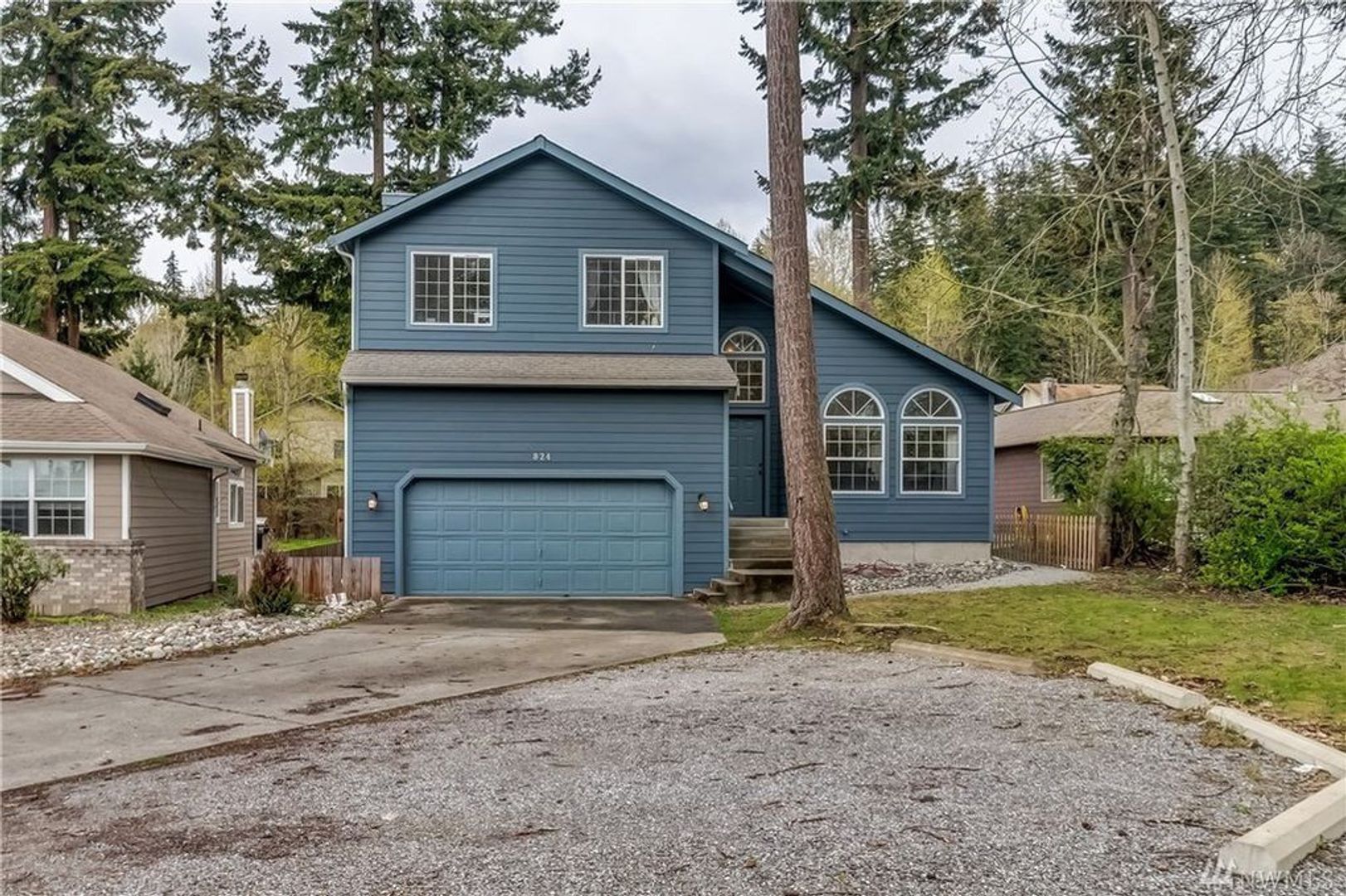 824 Blueberry Ln. - Bellingham - Washington - 6 bed, 3.5 bath rental property