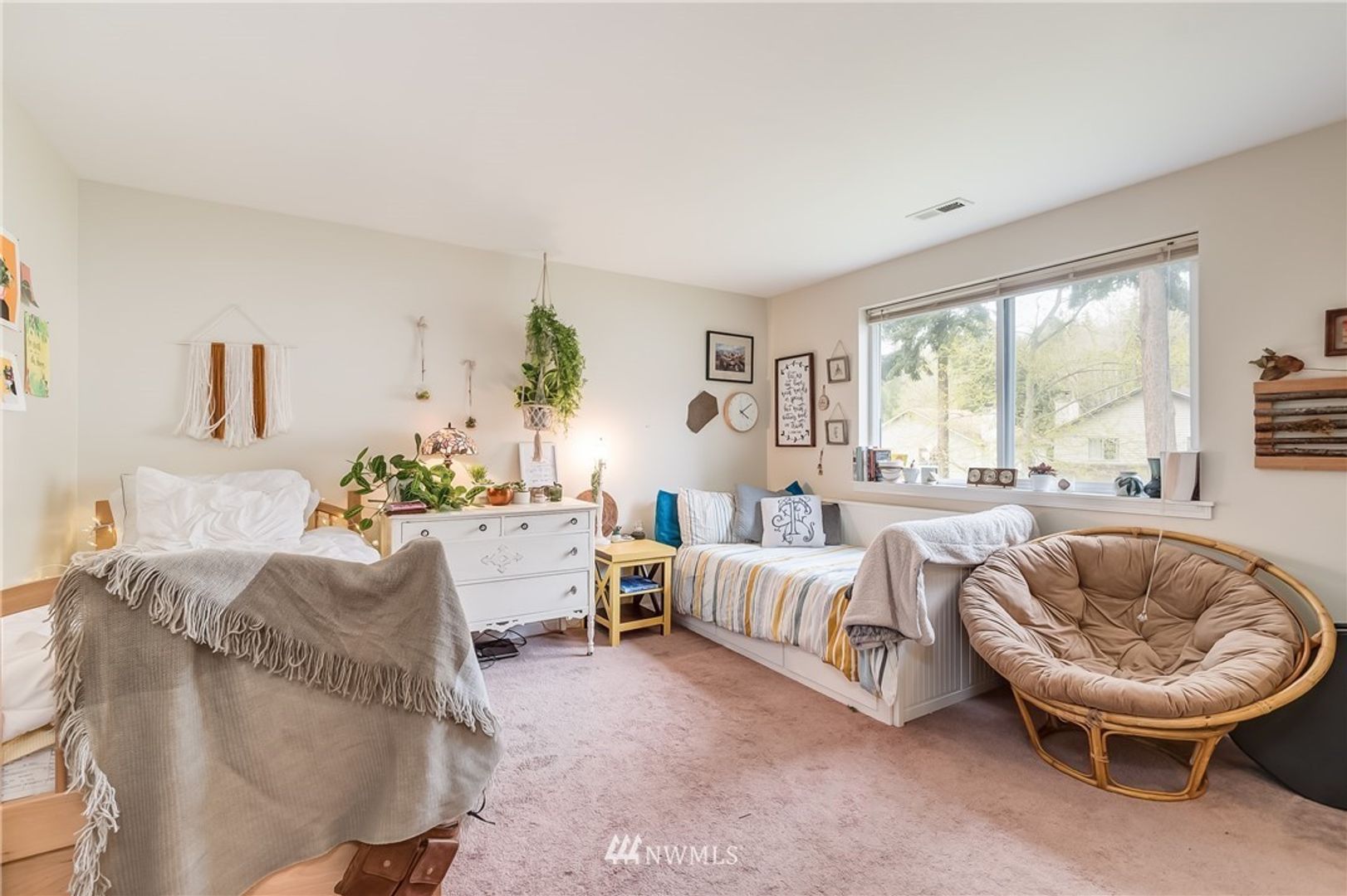 824 Blueberry Ln. - Bellingham - Washington - 6 bed, 3.5 bath rental property