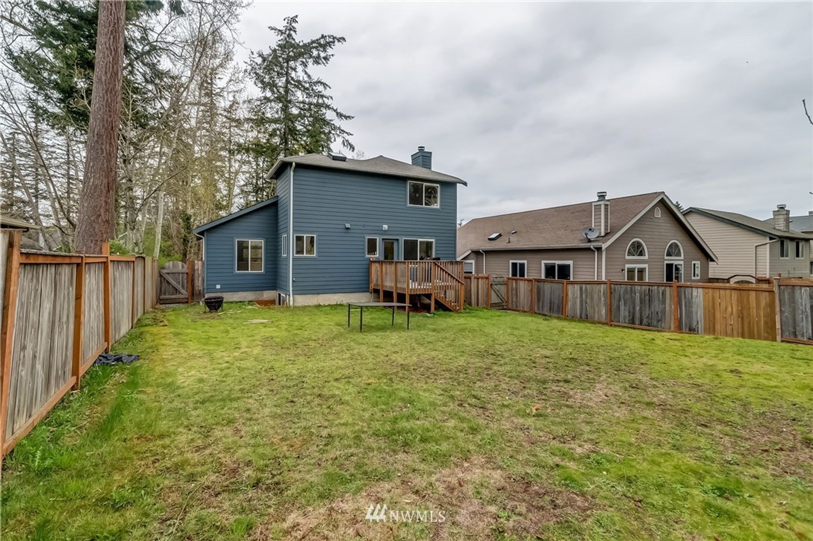 824 Blueberry Ln. - Bellingham - Washington - 6 bed, 3.5 bath rental property