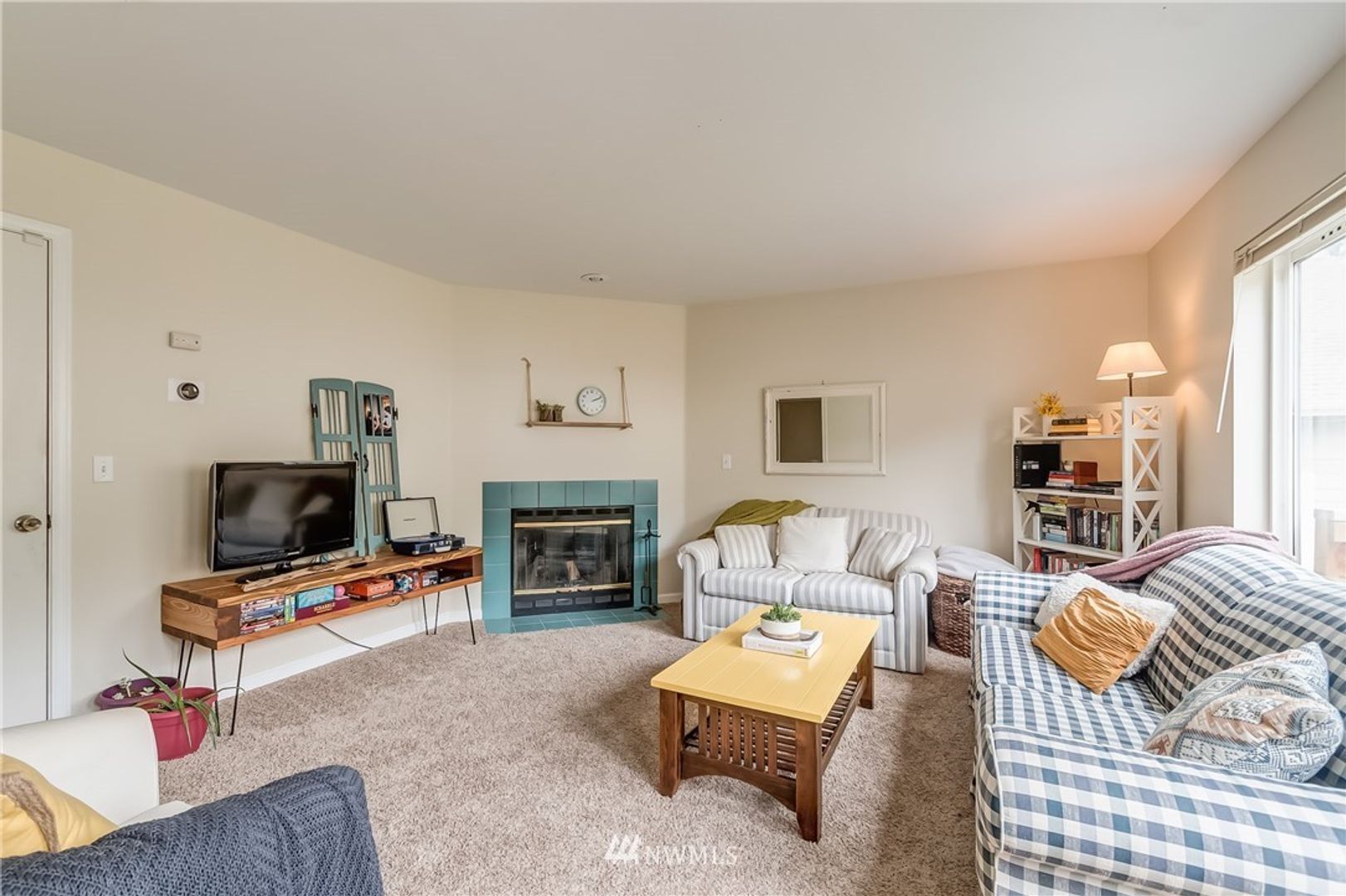 824 Blueberry Ln. - Bellingham - Washington - 6 bed, 3.5 bath rental property