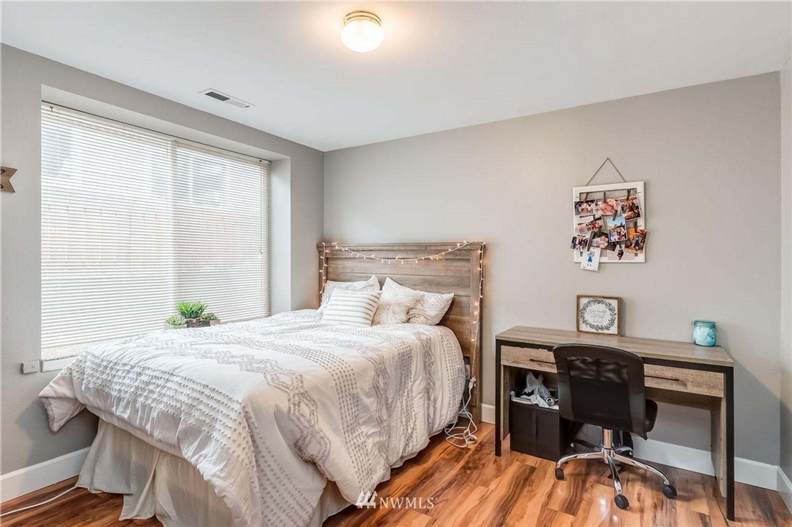 824 Blueberry Ln. - Bellingham - Washington - 6 bed, 3.5 bath rental property