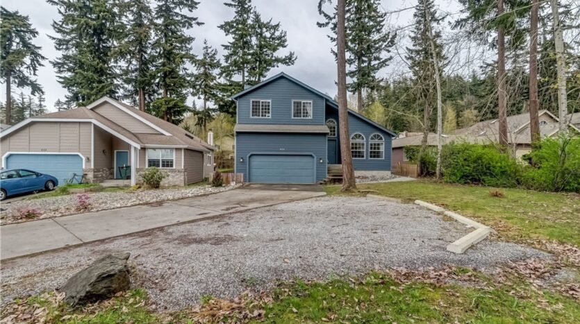 824 Blueberry Ln. - Bellingham - Washington - 6 bed, 3.5 bath rental property