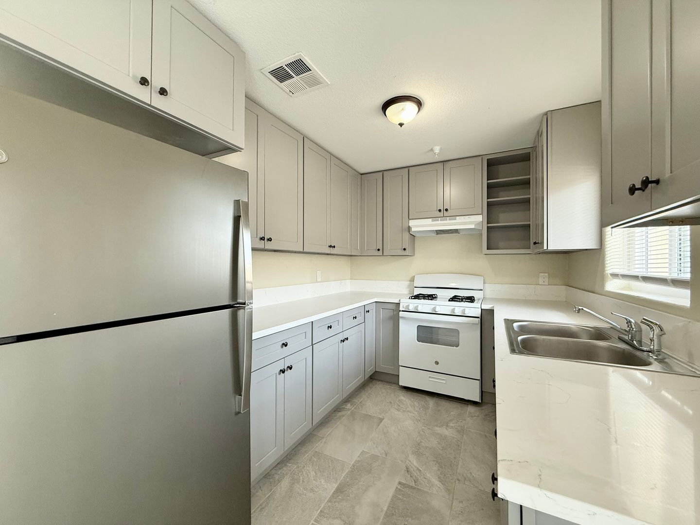 83405 Date Avenue  - Unit 08 - Indio - California - 3 bed, 1 bath rental property