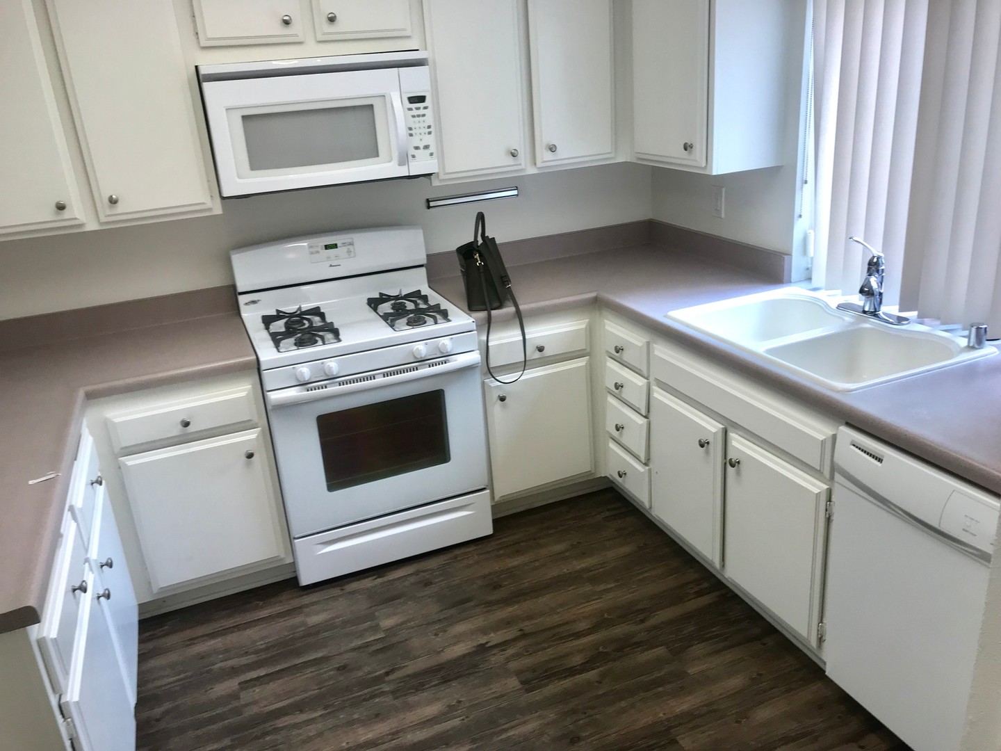 8565 Trinity Cir. #821D - Huntington Beach - California - 2 bed, 2 bath rental property