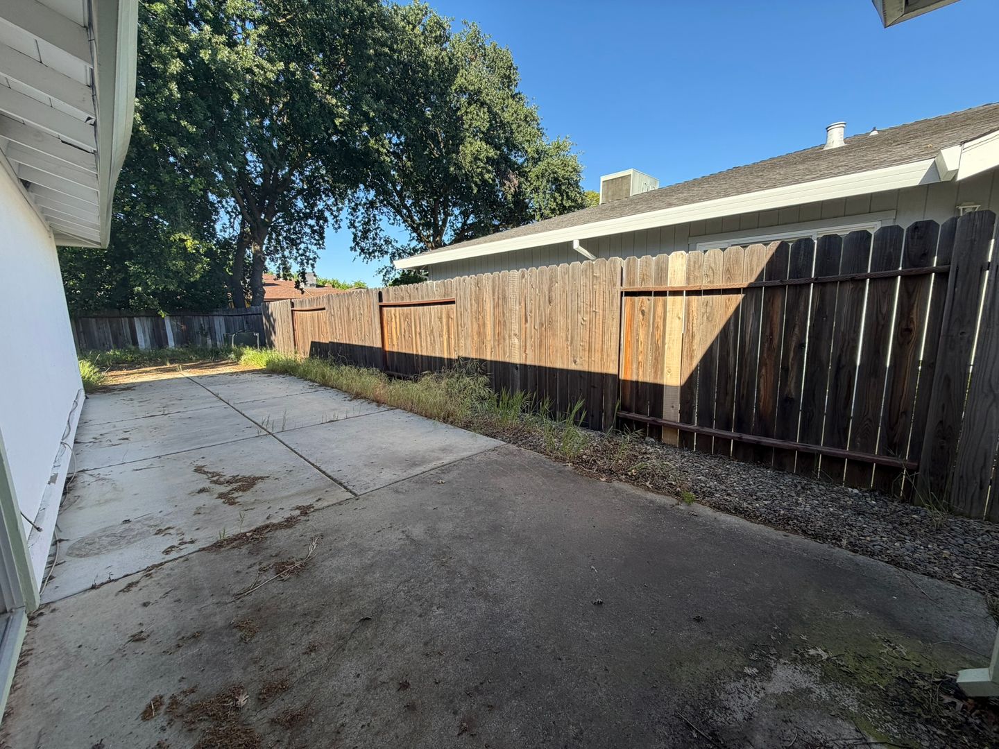 8939 El Oro Plaza Dr - Elk Grove - California - 2 bed, 1 bath rental property