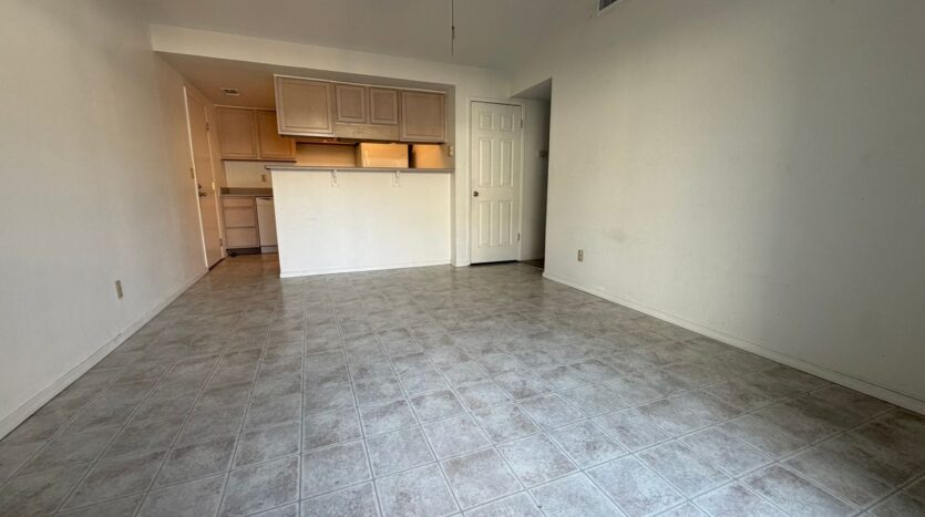 8939 El Oro Plaza Dr - Elk Grove - California - 2 bed, 1 bath rental property