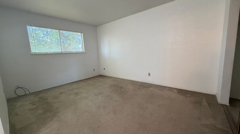 8939 El Oro Plaza Dr - Elk Grove - California - 2 bed, 1 bath rental property