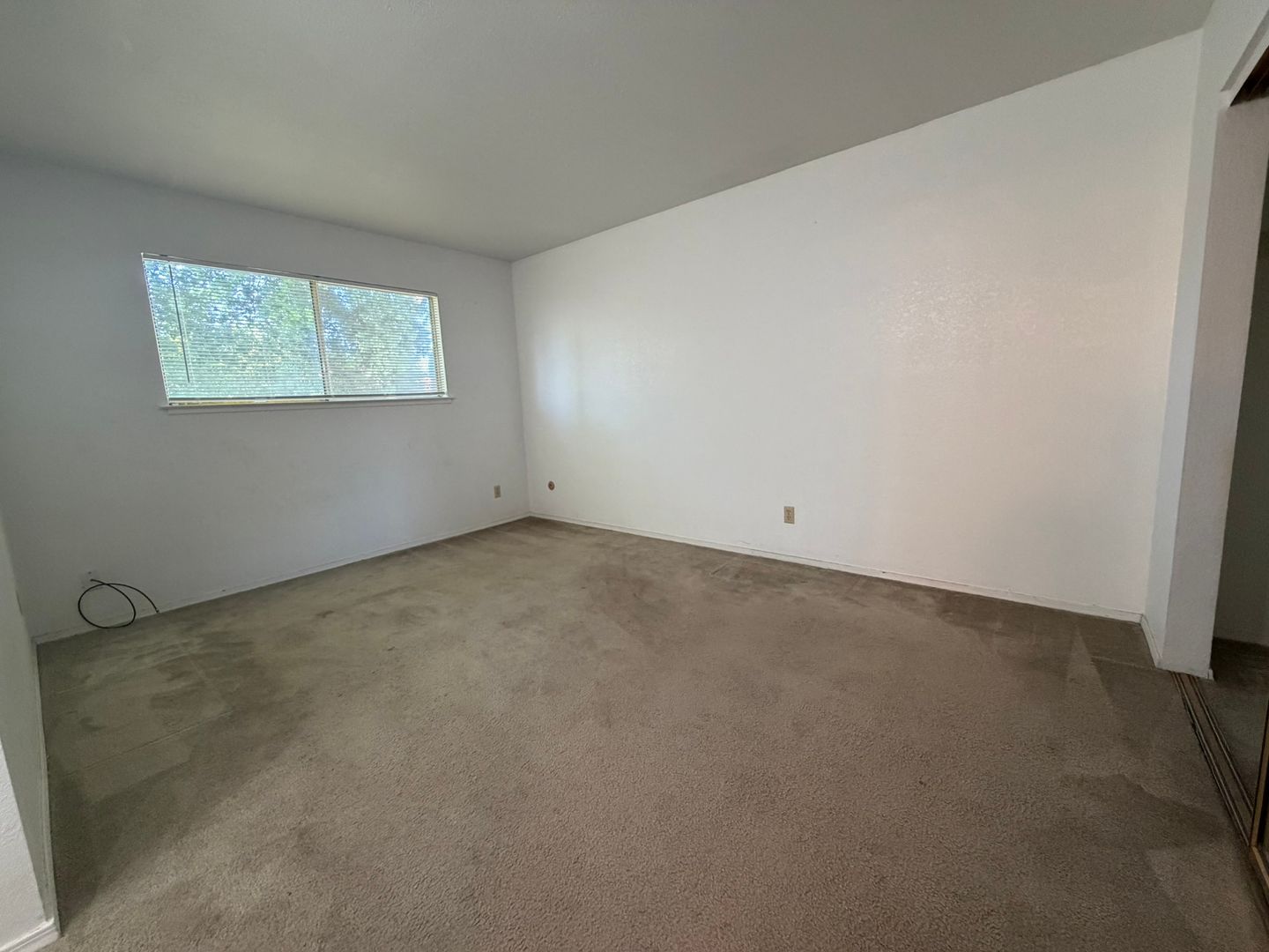 8939 El Oro Plaza Dr - Elk Grove - California - 2 bed, 1 bath rental property