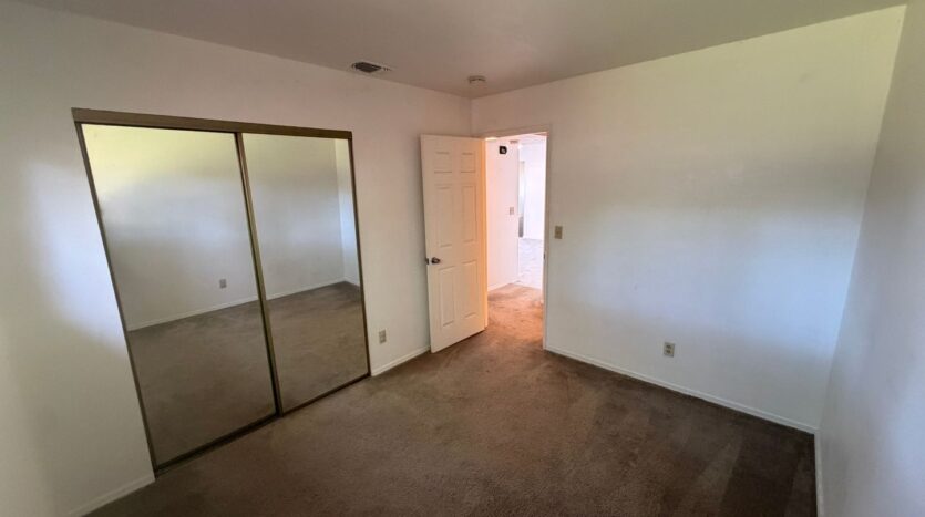 8939 El Oro Plaza Dr - Elk Grove - California - 2 bed, 1 bath rental property