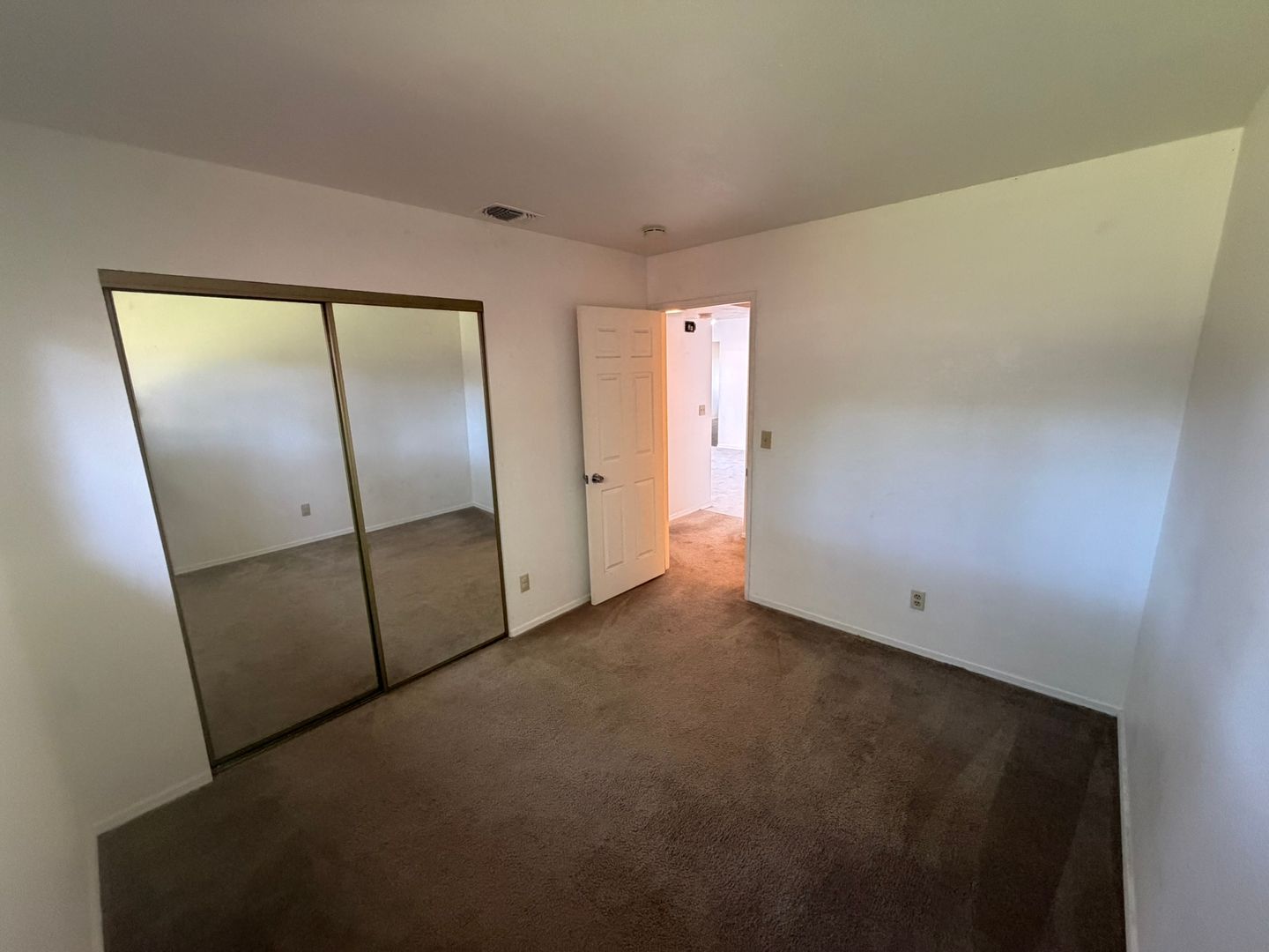 8939 El Oro Plaza Dr - Elk Grove - California - 2 bed, 1 bath rental property