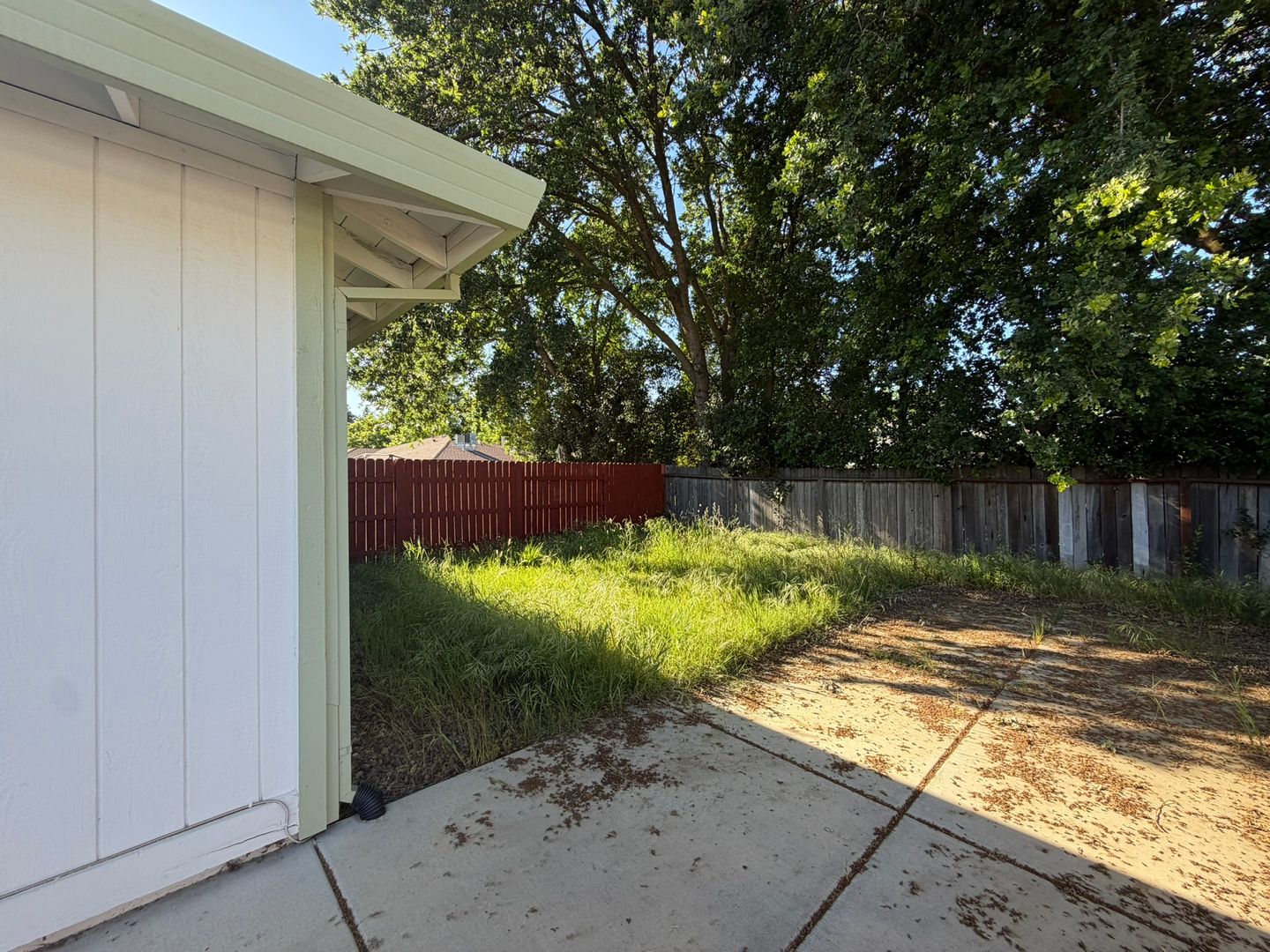 8939 El Oro Plaza Dr - Elk Grove - California - 2 bed, 1 bath rental property