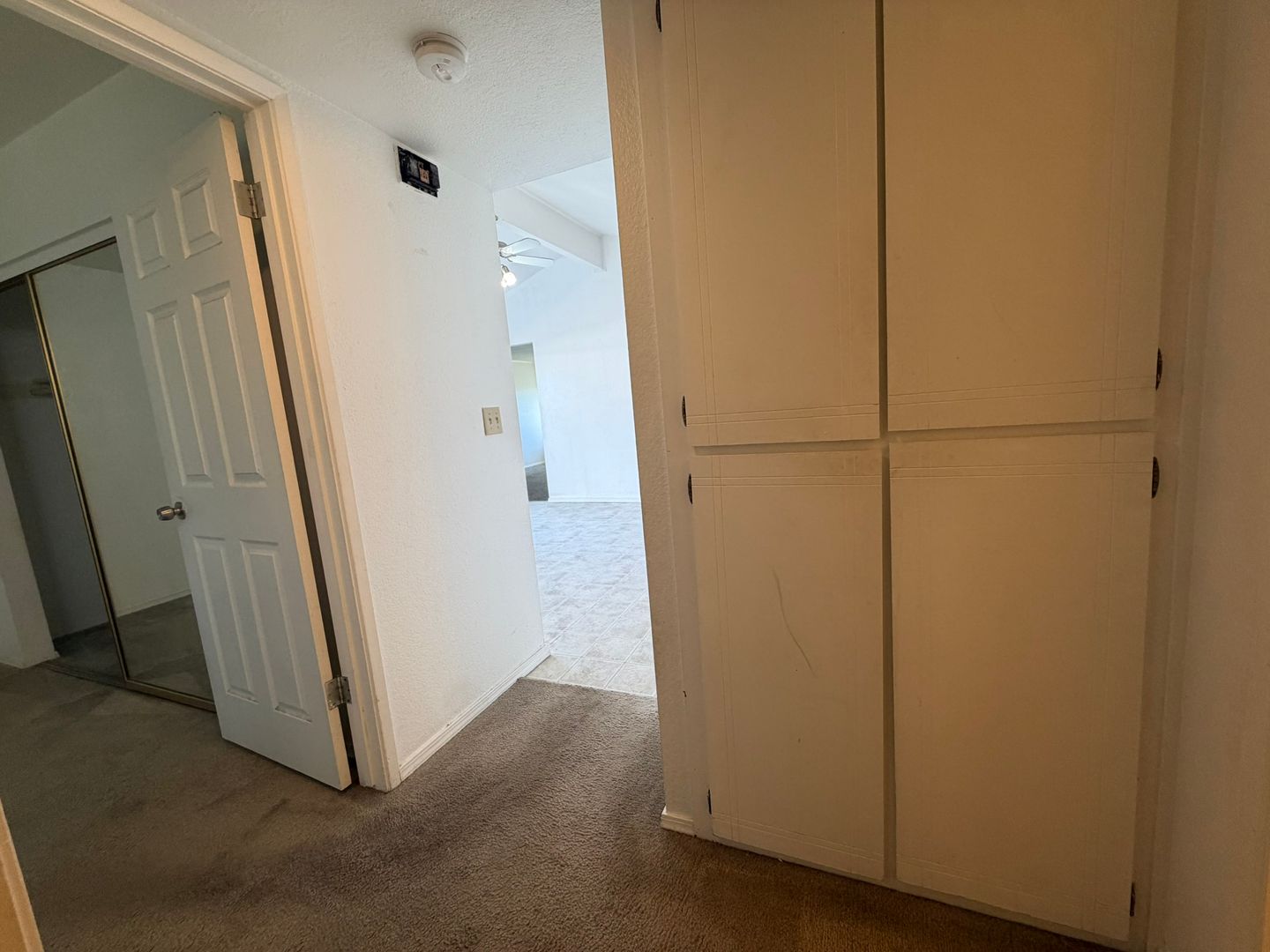 8939 El Oro Plaza Dr - Elk Grove - California - 2 bed, 1 bath rental property