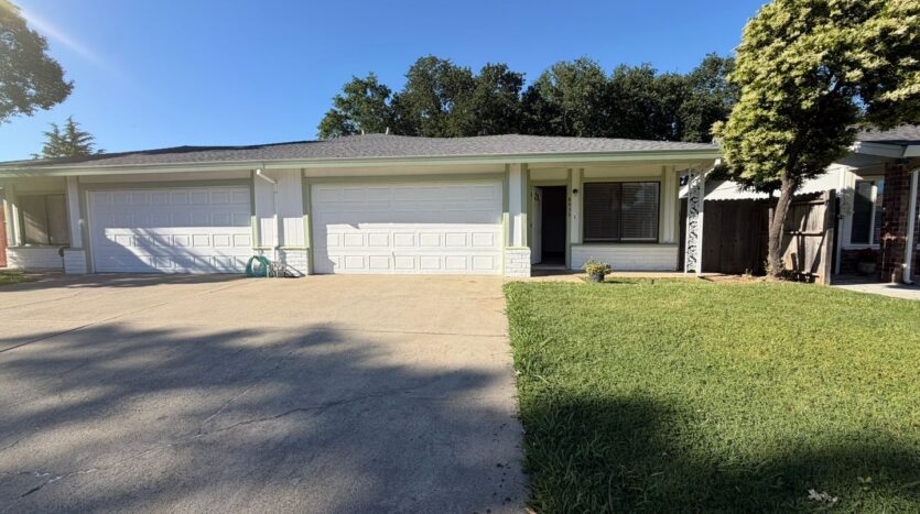 8939 El Oro Plaza Dr - Elk Grove - California - 2 bed, 1 bath rental property