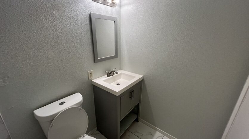 901 Carro Drive  Unit #3 - Sacramento - California - 2 bed, 1 bath rental property