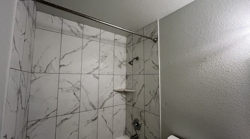 901 Carro Drive  Unit #3 - Sacramento - California - 2 bed, 1 bath rental property