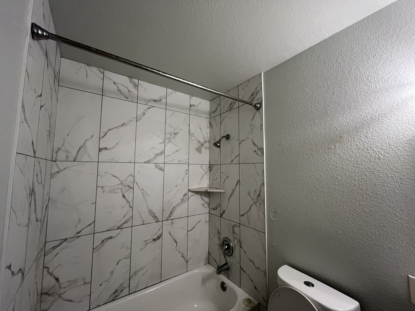 901 Carro Drive  Unit #3 - Sacramento - California - 2 bed, 1 bath rental property