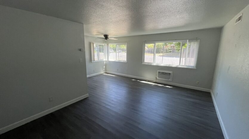 901 Carro Drive  Unit #3 - Sacramento - California - 2 bed, 1 bath rental property