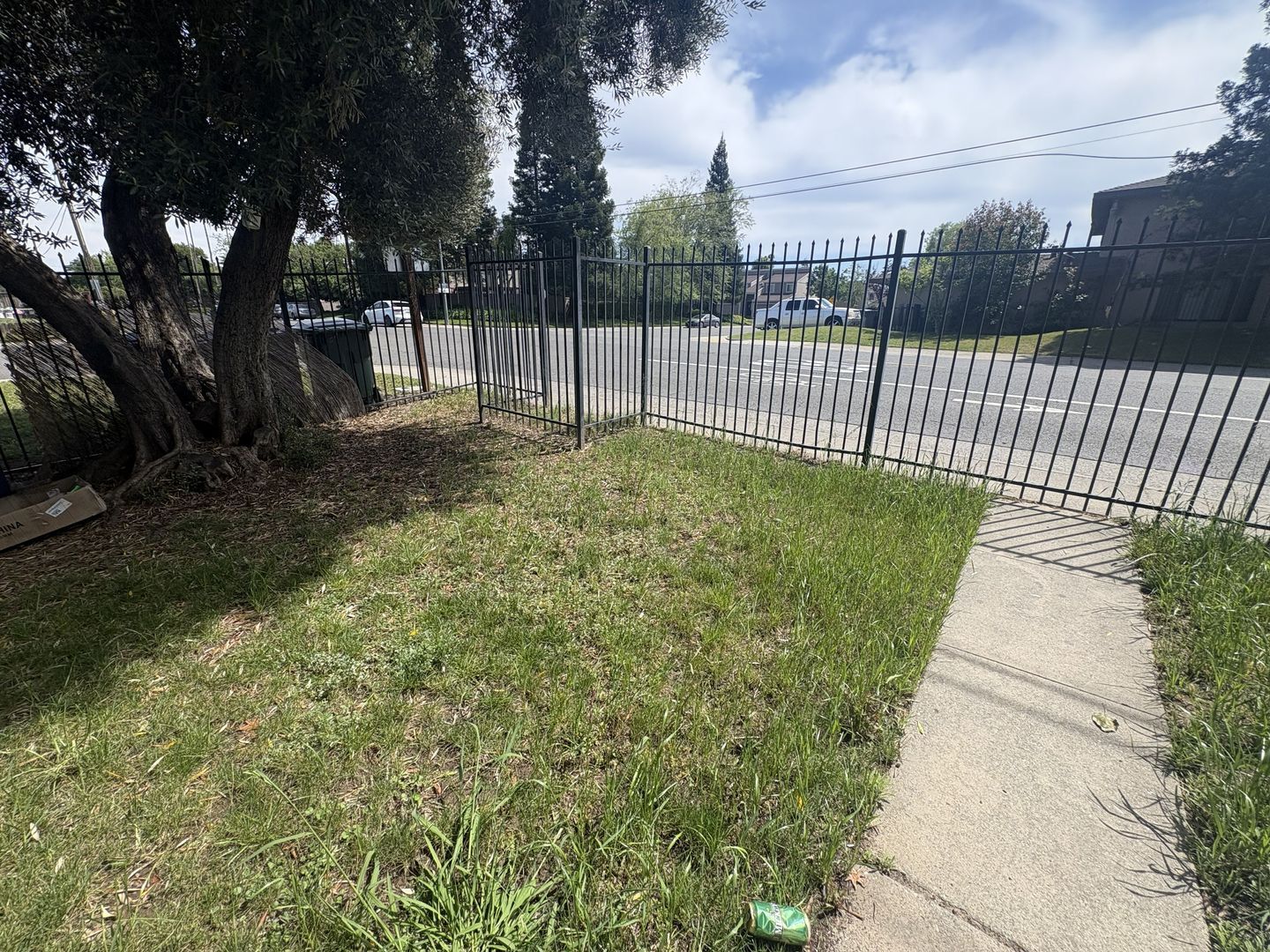 901 Carro Drive  Unit #3 - Sacramento - California - 2 bed, 1 bath rental property