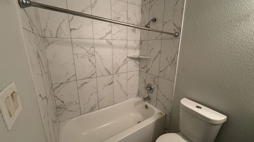 901 Carro Drive  Unit #3 - Sacramento - California - 2 bed, 1 bath rental property