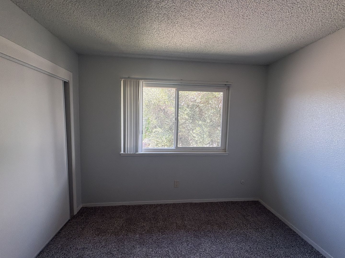 901 Carro Drive  Unit #3 - Sacramento - California - 2 bed, 1 bath rental property