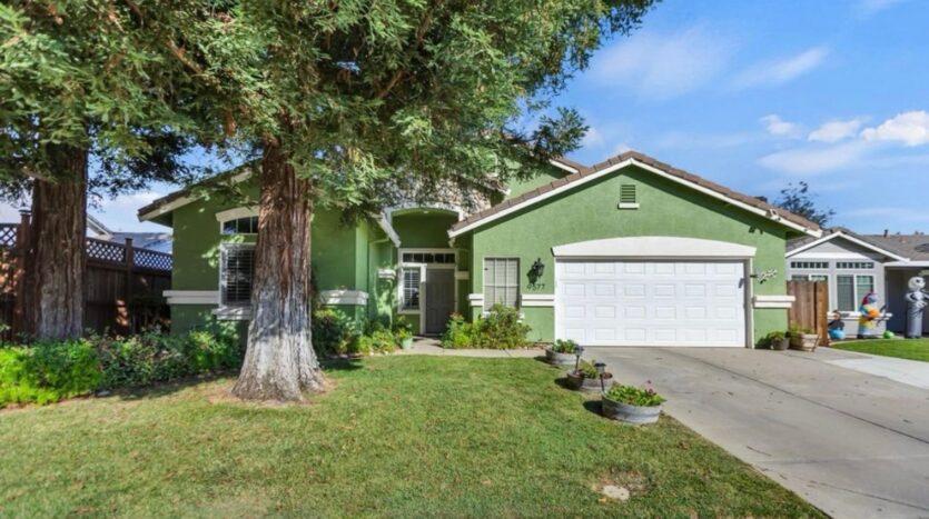 9577 Fetlock Way  - Elk Grove - California - 3 bed, 2 bath rental property