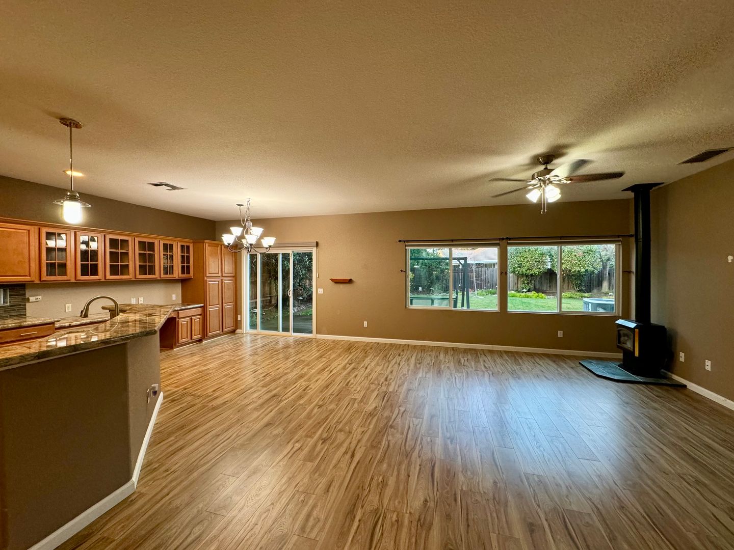 9577 Fetlock Way  - Elk Grove - California - 3 bed, 2 bath rental property