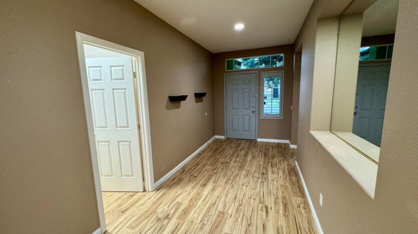 9577 Fetlock Way  - Elk Grove - California - 3 bed, 2 bath rental property