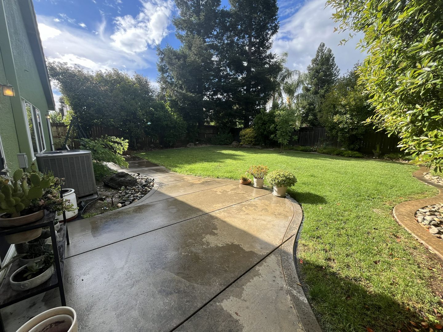 9577 Fetlock Way  - Elk Grove - California - 3 bed, 2 bath rental property