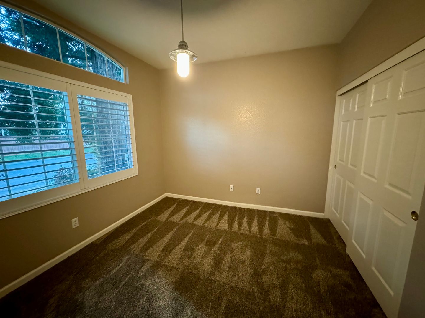 9577 Fetlock Way  - Elk Grove - California - 3 bed, 2 bath rental property
