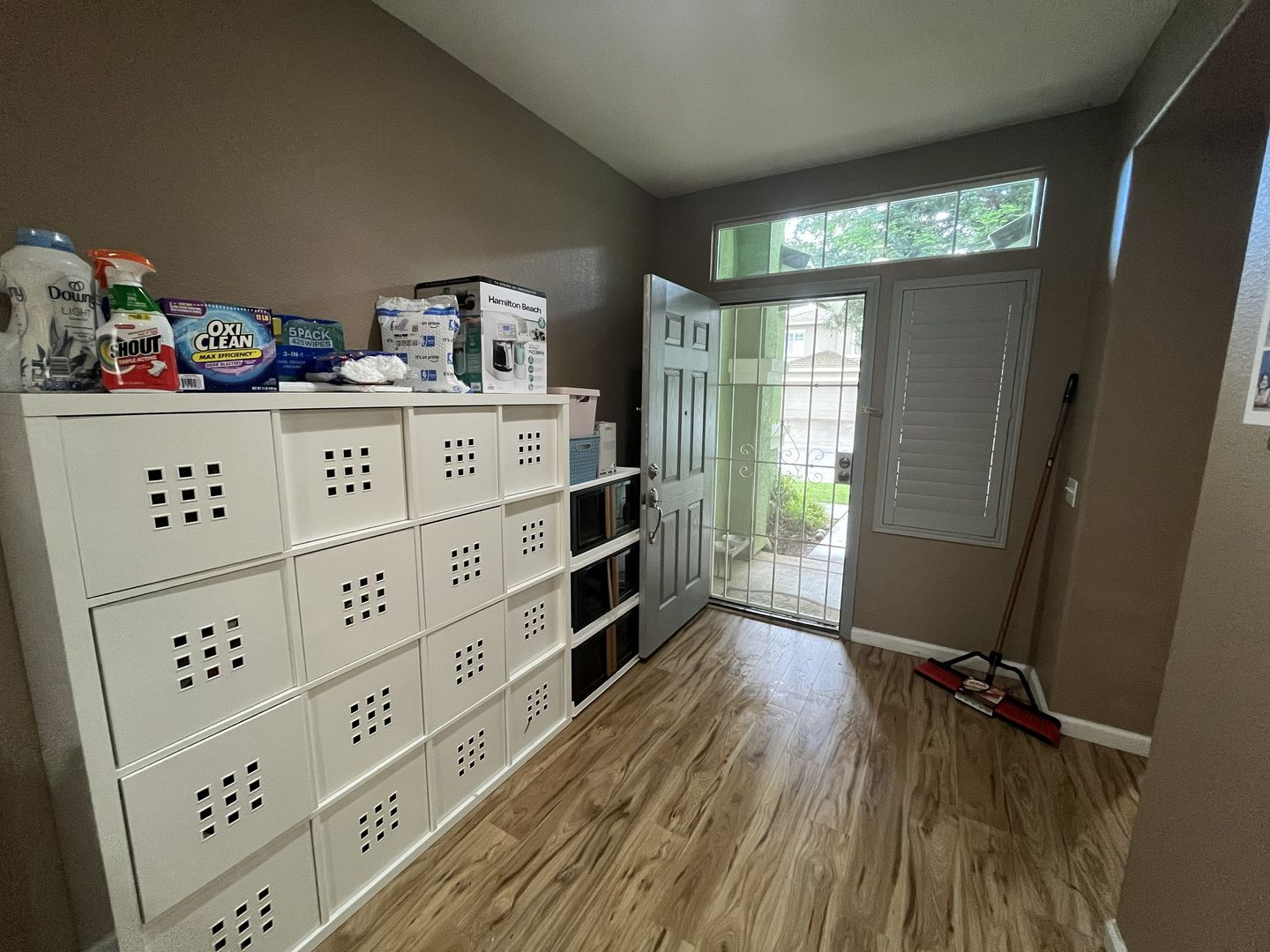 9577 Fetlock Way  - Elk Grove - California - 3 bed, 2 bath rental property