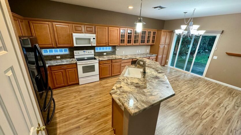 9577 Fetlock Way  - Elk Grove - California - 3 bed, 2 bath rental property