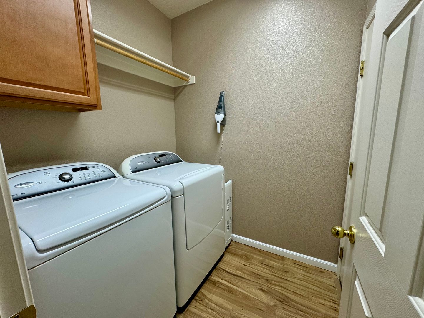 9577 Fetlock Way  - Elk Grove - California - 3 bed, 2 bath rental property