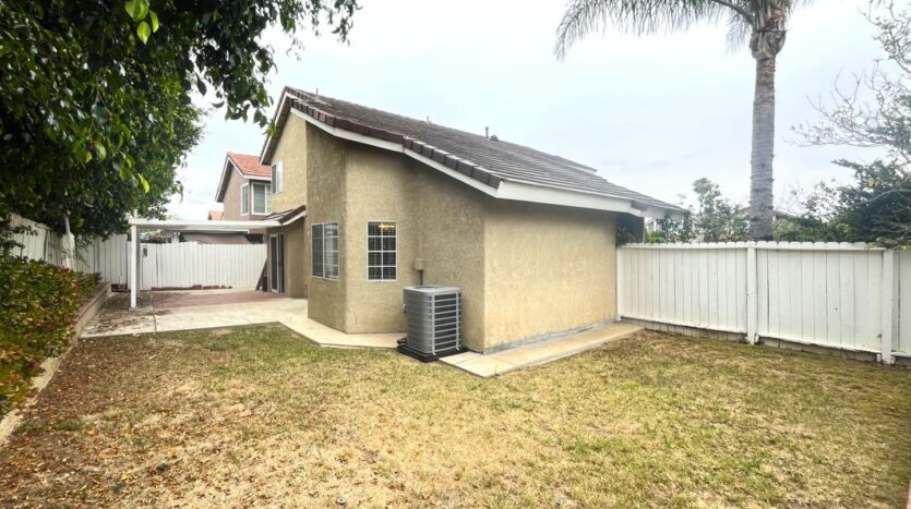 980 Tufts Circle - Corona - California - 3 bed, 2.5 bath rental property