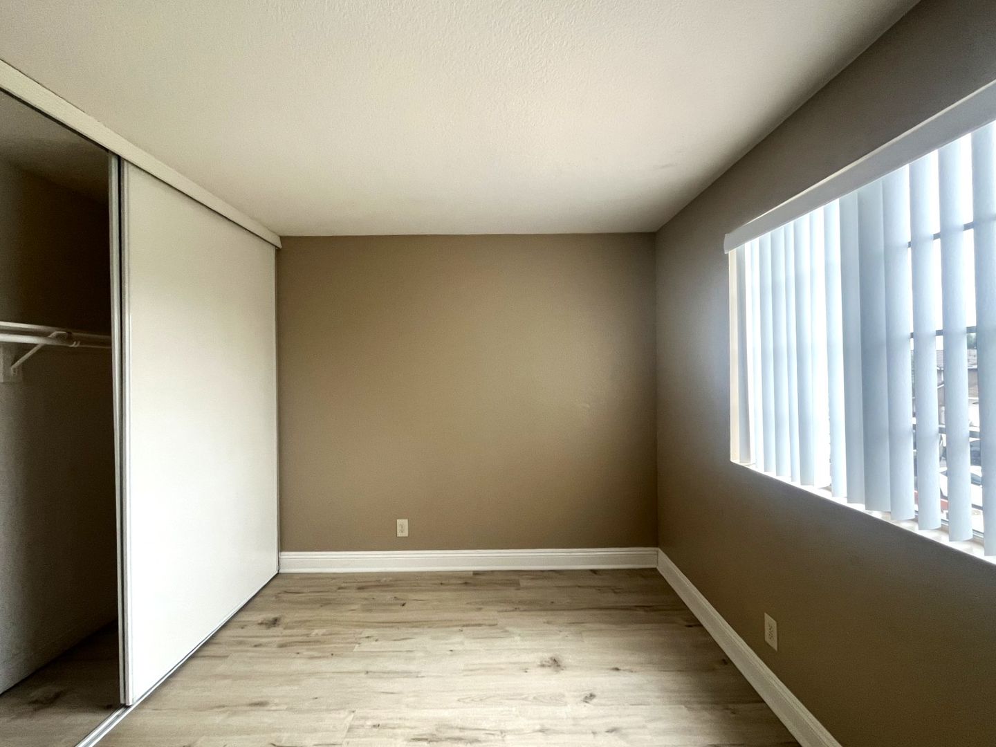 980 Tufts Circle - Corona - California - 3 bed, 2.5 bath rental property