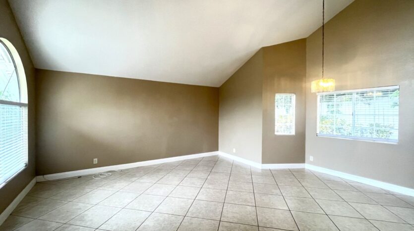 980 Tufts Circle - Corona - California - 3 bed, 2.5 bath rental property
