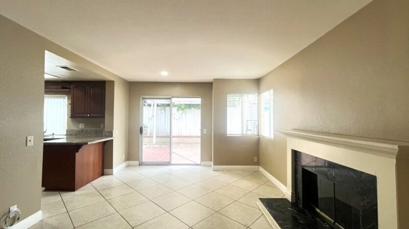 980 Tufts Circle - Corona - California - 3 bed, 2.5 bath rental property