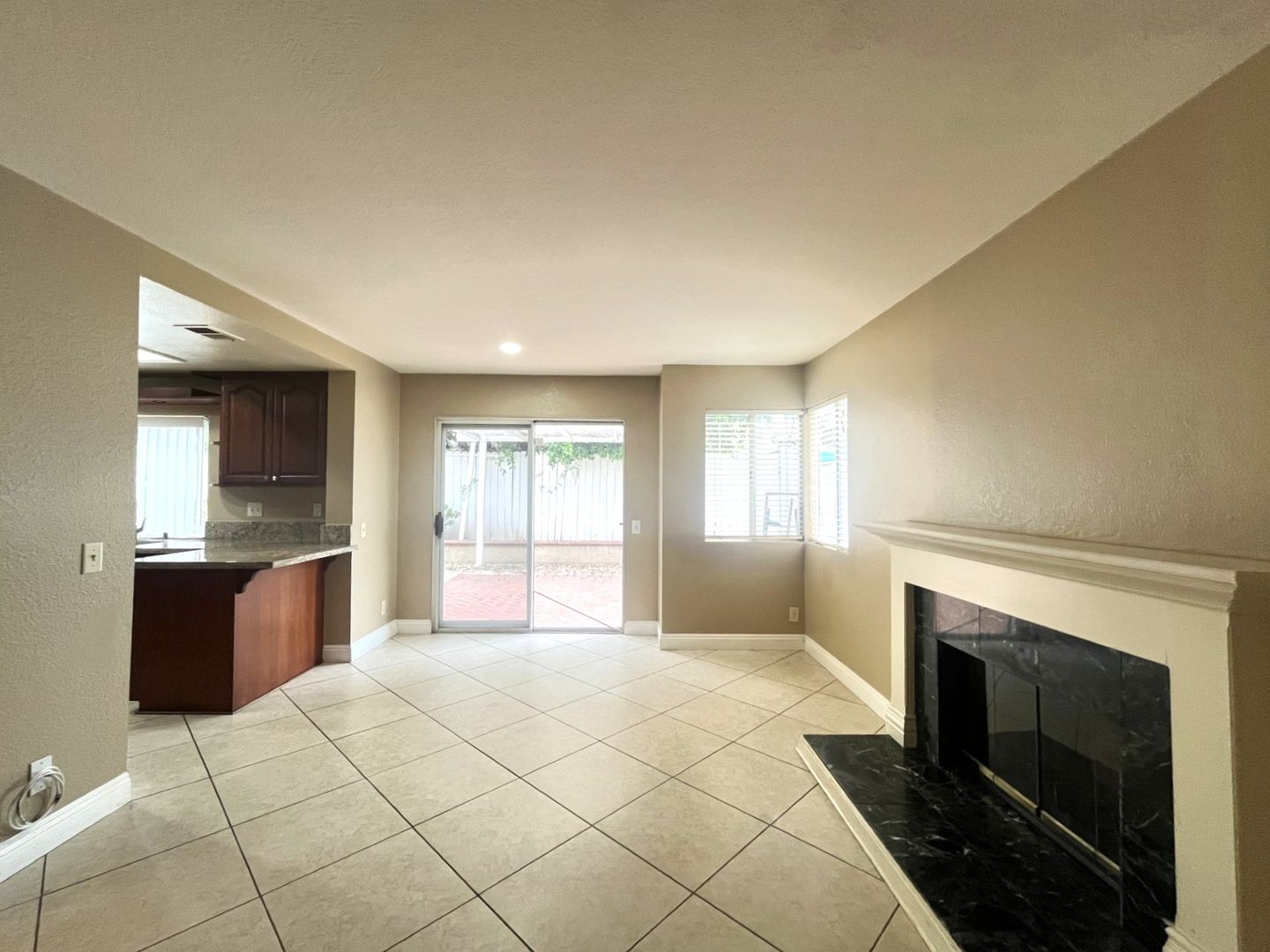 980 Tufts Circle - Corona - California - 3 bed, 2.5 bath rental property