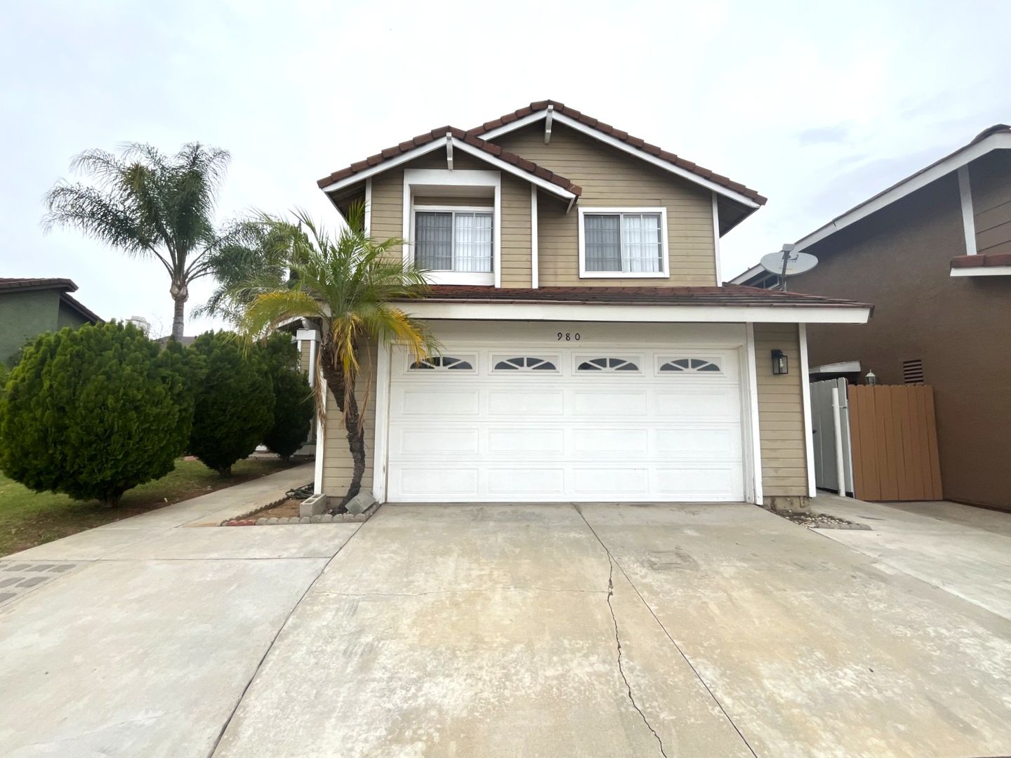 980 Tufts Circle - Corona - California - 3 bed, 2.5 bath rental property