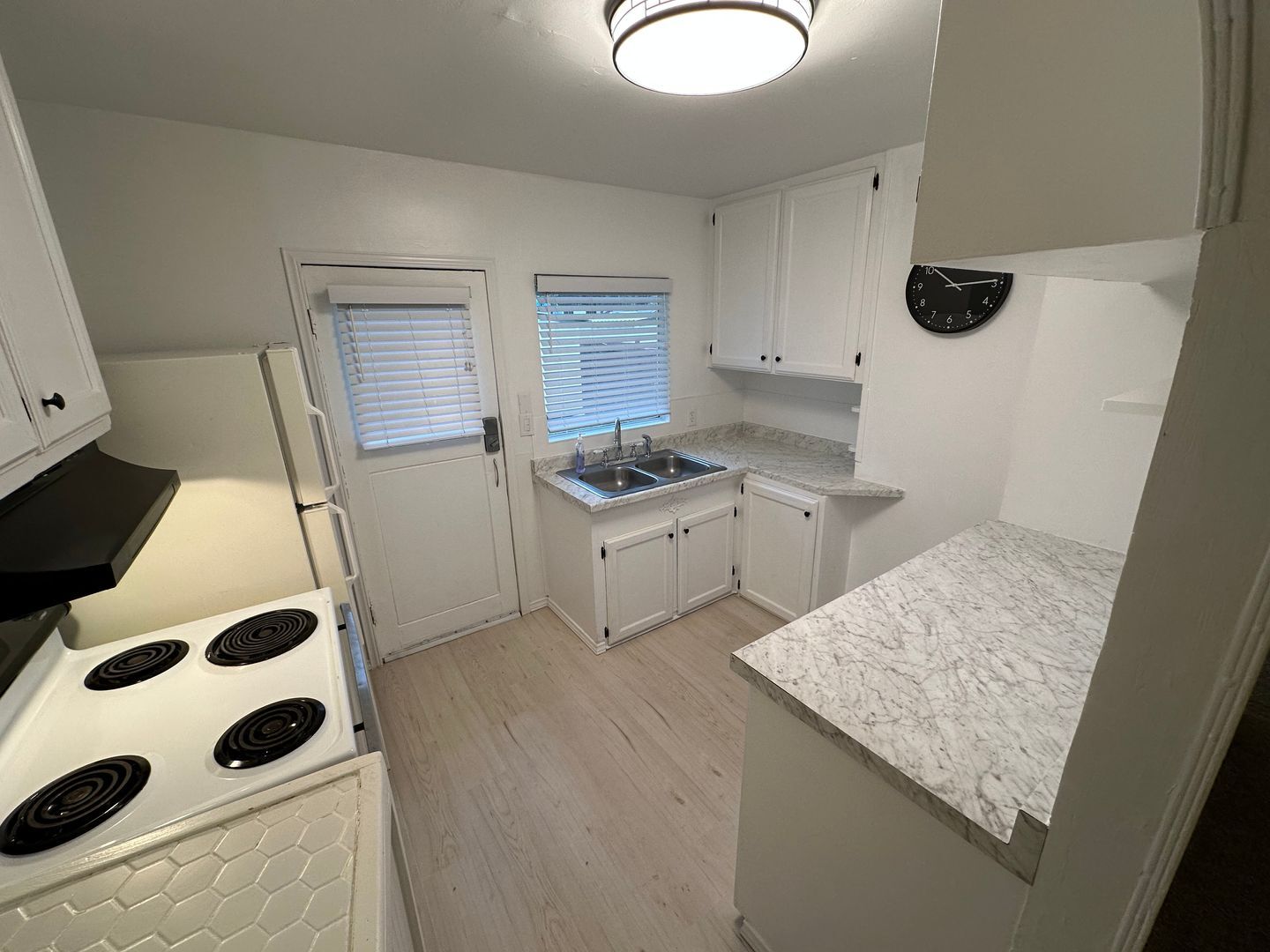 9823 Northgate RD SW - Lakewood - Washington - 2 bed, 1 bath rental property